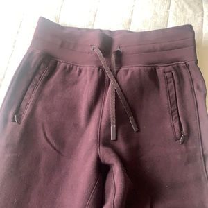 Lululemon joggers size 2